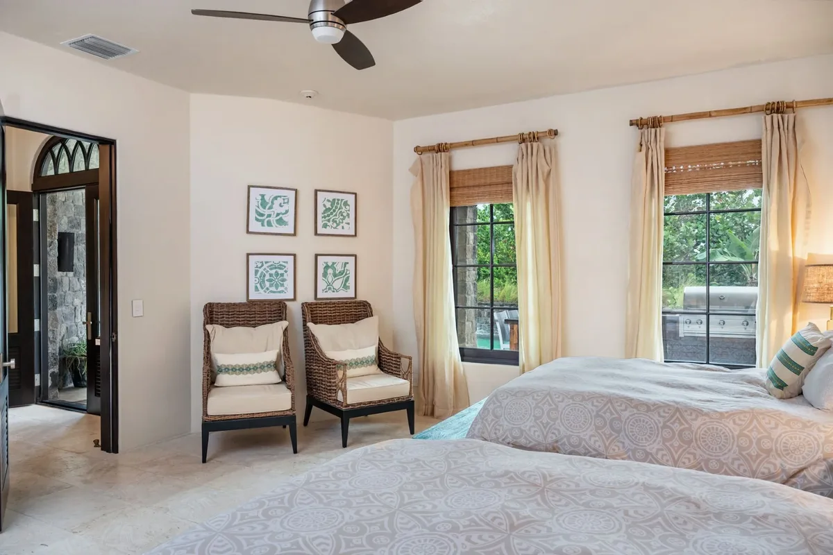 A bedroom opening onto the garden