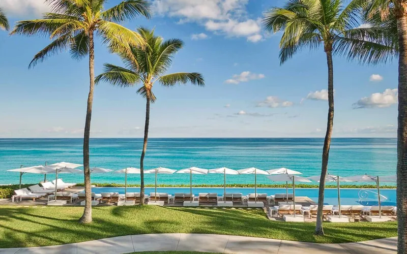 Artist’s rendering of the pool deck and gardens behind the beach