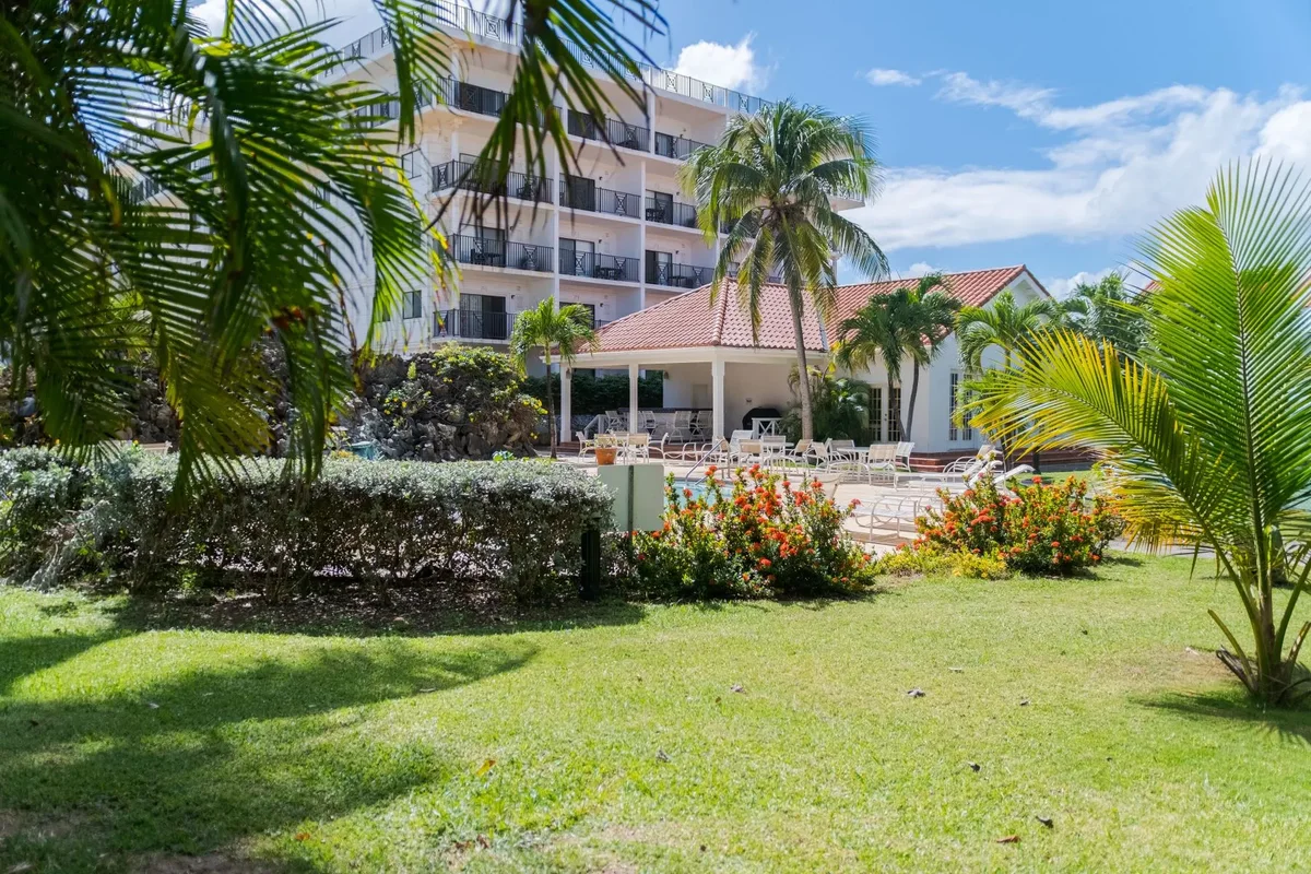 Leeward Cove Residences with Amenities