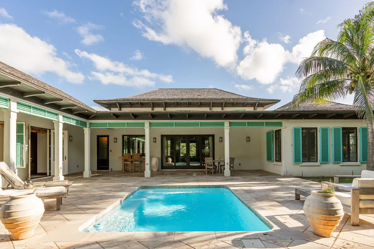 The pool in the courtyard of the villa