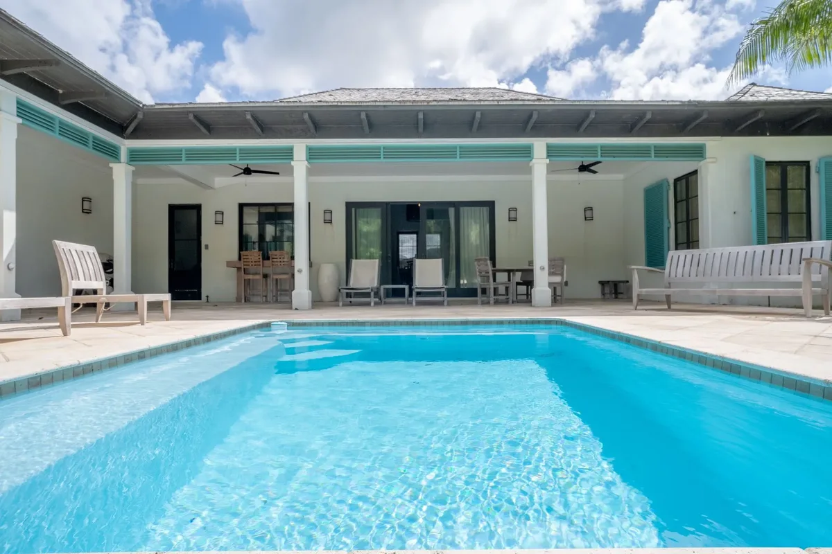 The lap pool along the verandah