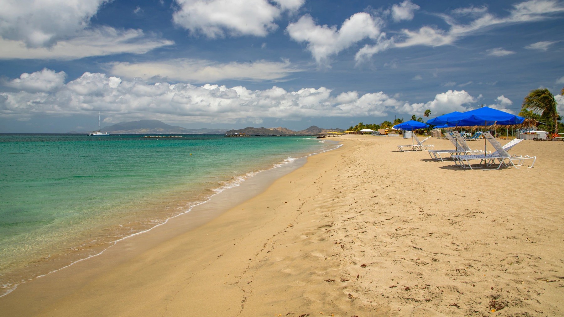 Villas at Pinney's Beach, Four Seasons Nevis